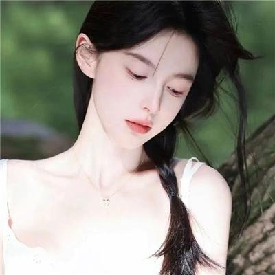 只在那里发光